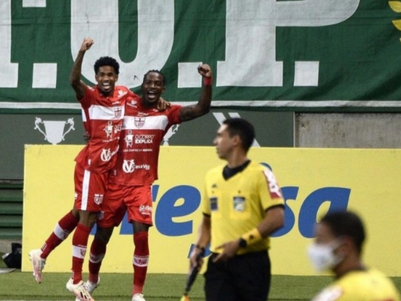 CRB vence nos pênaltis e elimina o Palmeiras da Copa do Brasil 